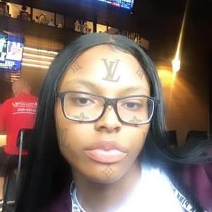 Meet your Posher, Mignon